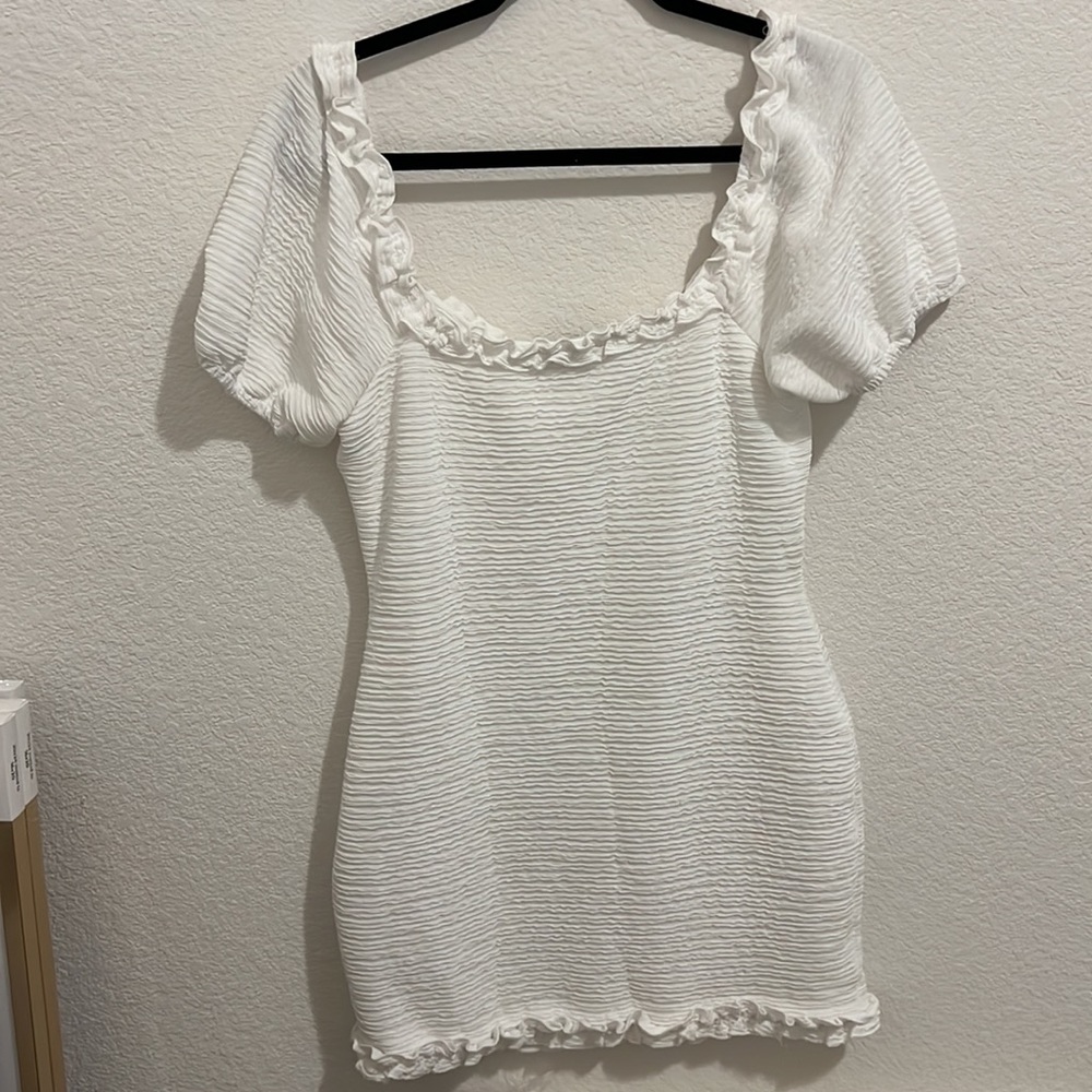 BOUTIQUE WHITE RUFFLE DRESS - Picture 2 of 3
